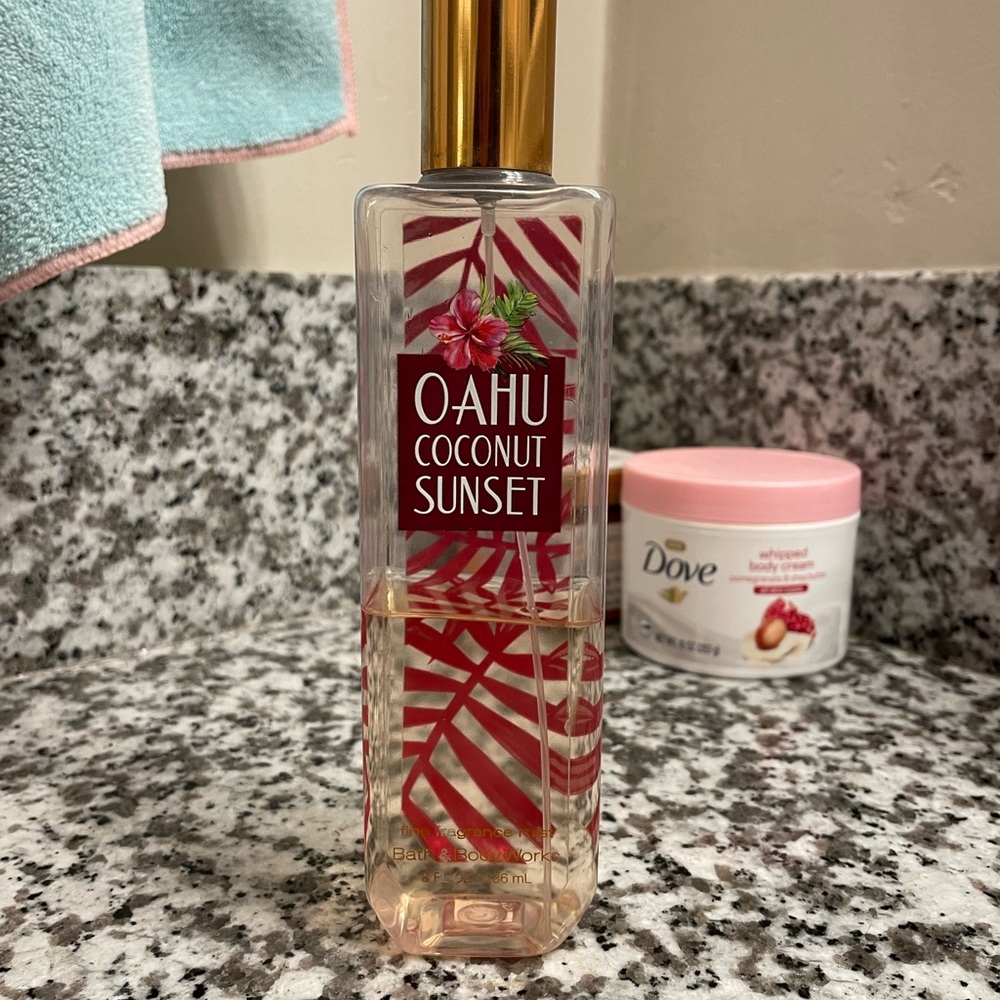 Bath and Body Works body spray